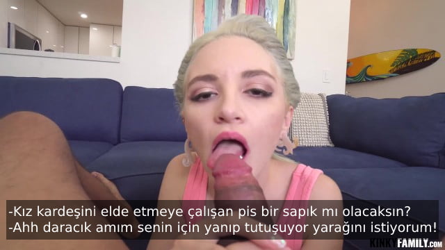 Sevimli Üvey Kız Kardeşini Banyoda Zevk Tuzağına Düşürüyor
